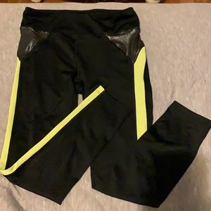 Hard Candy Small Athletic 7/8 Leggings